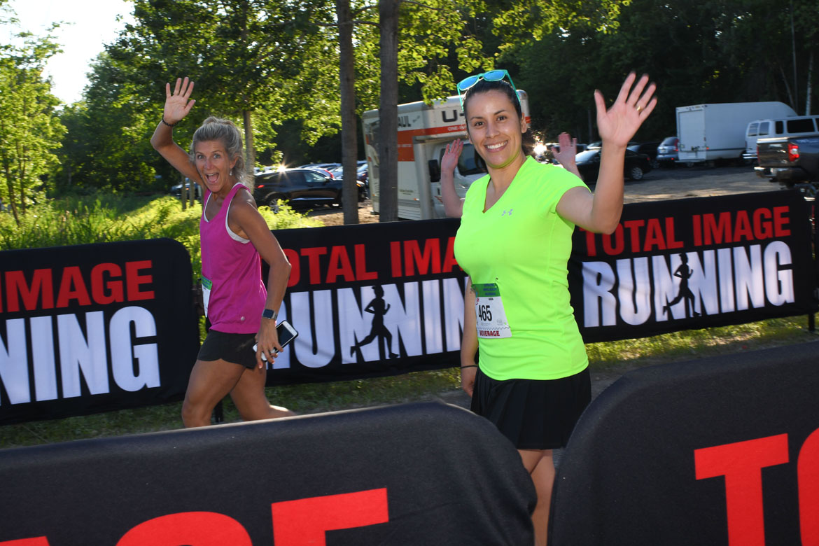 Runners at Lite Up The Nite 2021